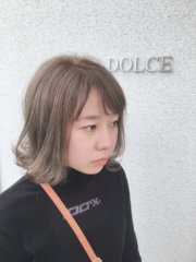 一度ブリーチをして、グレージュカラー✨