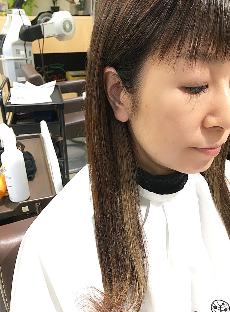 耳にかけるとイヤリングみたいにカワイイイヤリングカラー★